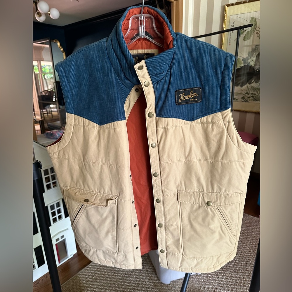NWOT Howler Bros Rounder Vest - Color Dark Slate/Khaki - Size Large